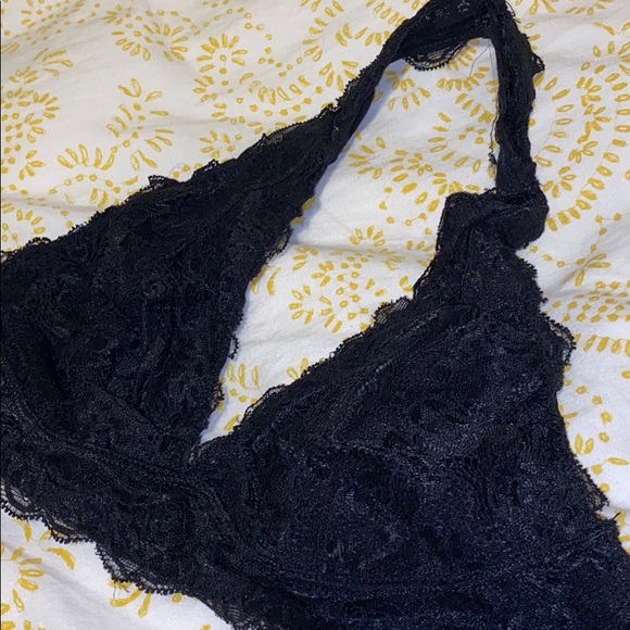 BLACK BRALETTE - Picture 2 of 3